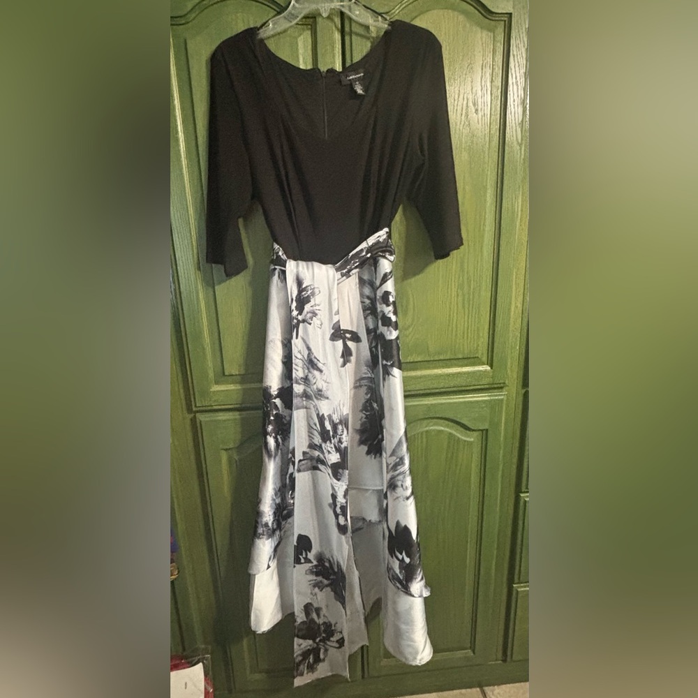 Elegant Black and White Floral Dress